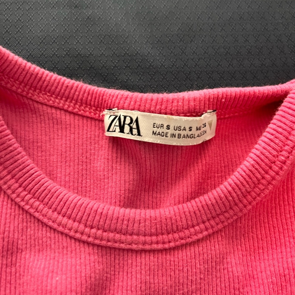 Zara Ribbed Tank Top - Picture 3 of 3